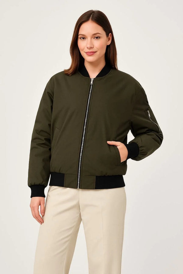 Kadın Bomber Mont Ceket – Fermuarlı, Kapitone İçi Astarlı, Su İtici Kumaş, Regular Fit, Yandan Cepli, Günlük Bahar & Kış Şık Rahat Stil - Haki